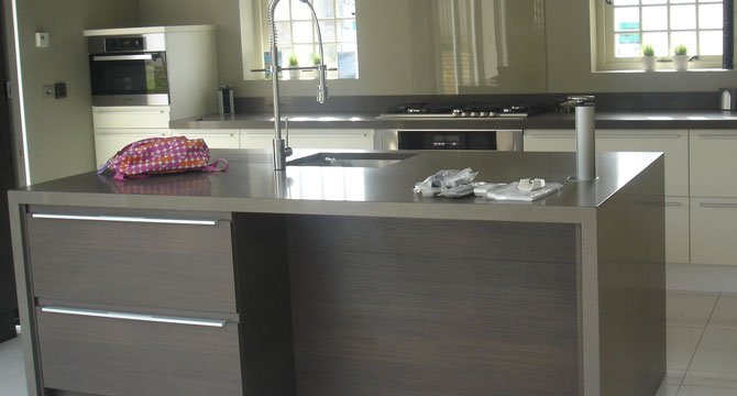 granite-worktops-quartz-worktops-transform-interiors-london-essex-hertfordshire-uk-slide8